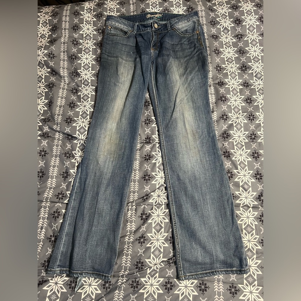 Wrangler Women's Straight Leg Blue Jeans